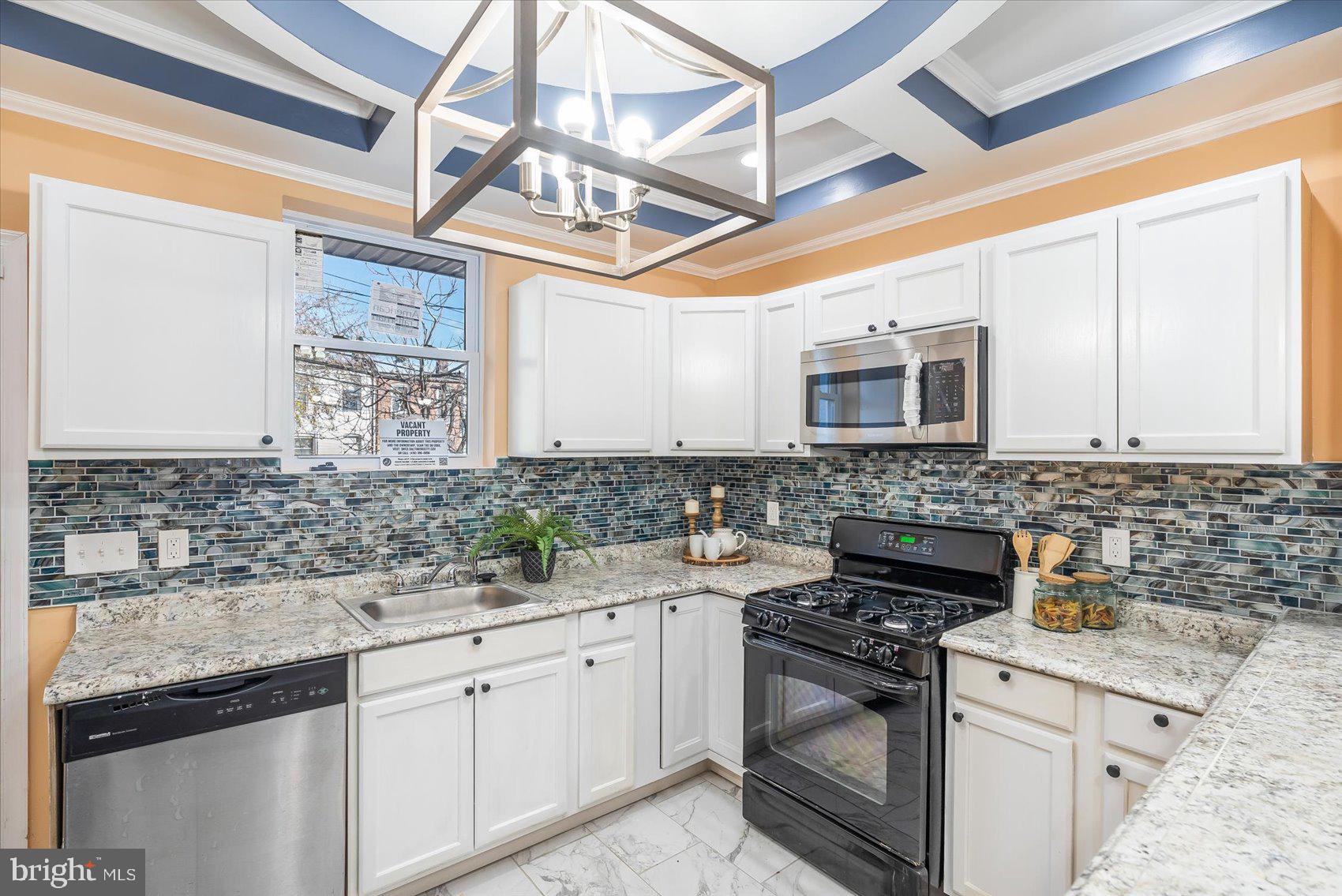 COLD SPRING NEWTOWN - Residential