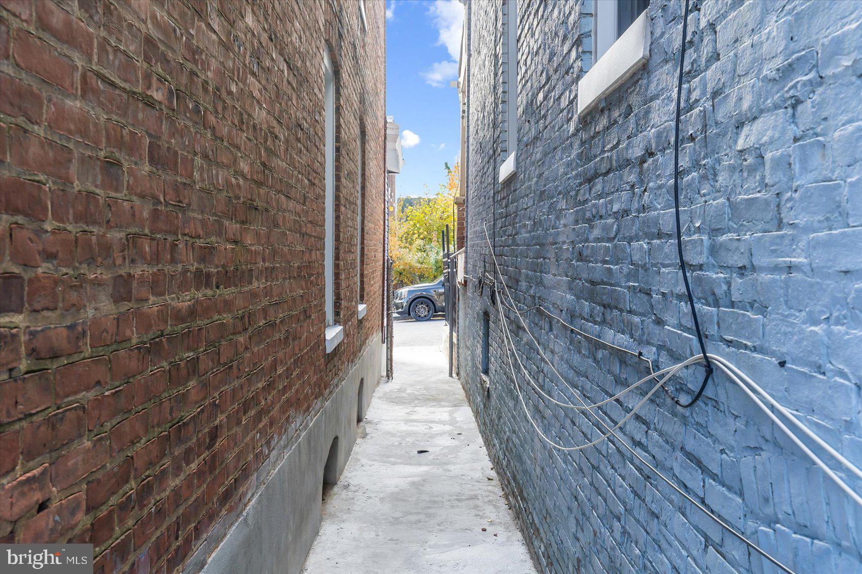 COLD SPRING NEWTOWN - Residential