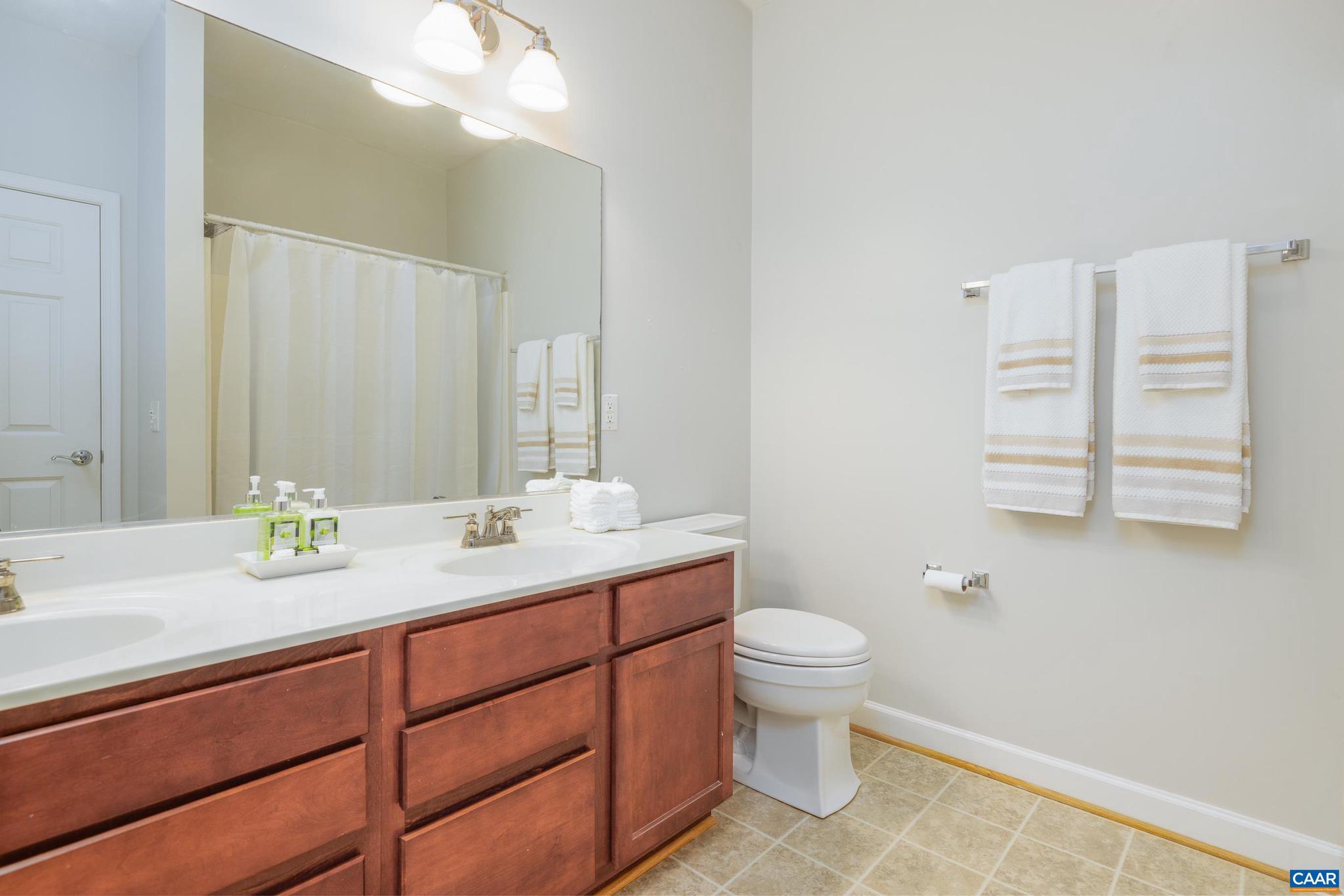 FOREST LAKES SOUTH - Residential