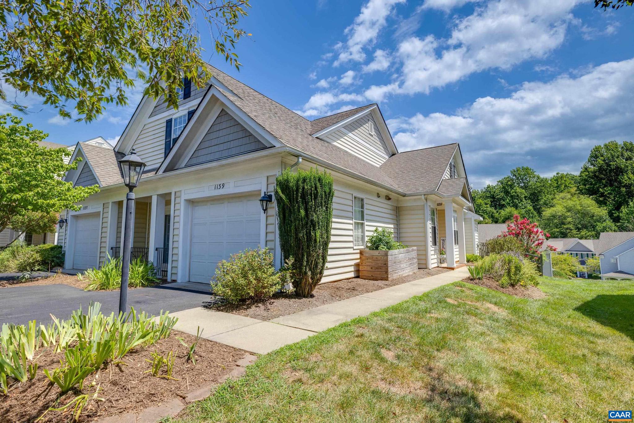 FOREST LAKES SOUTH - Residential