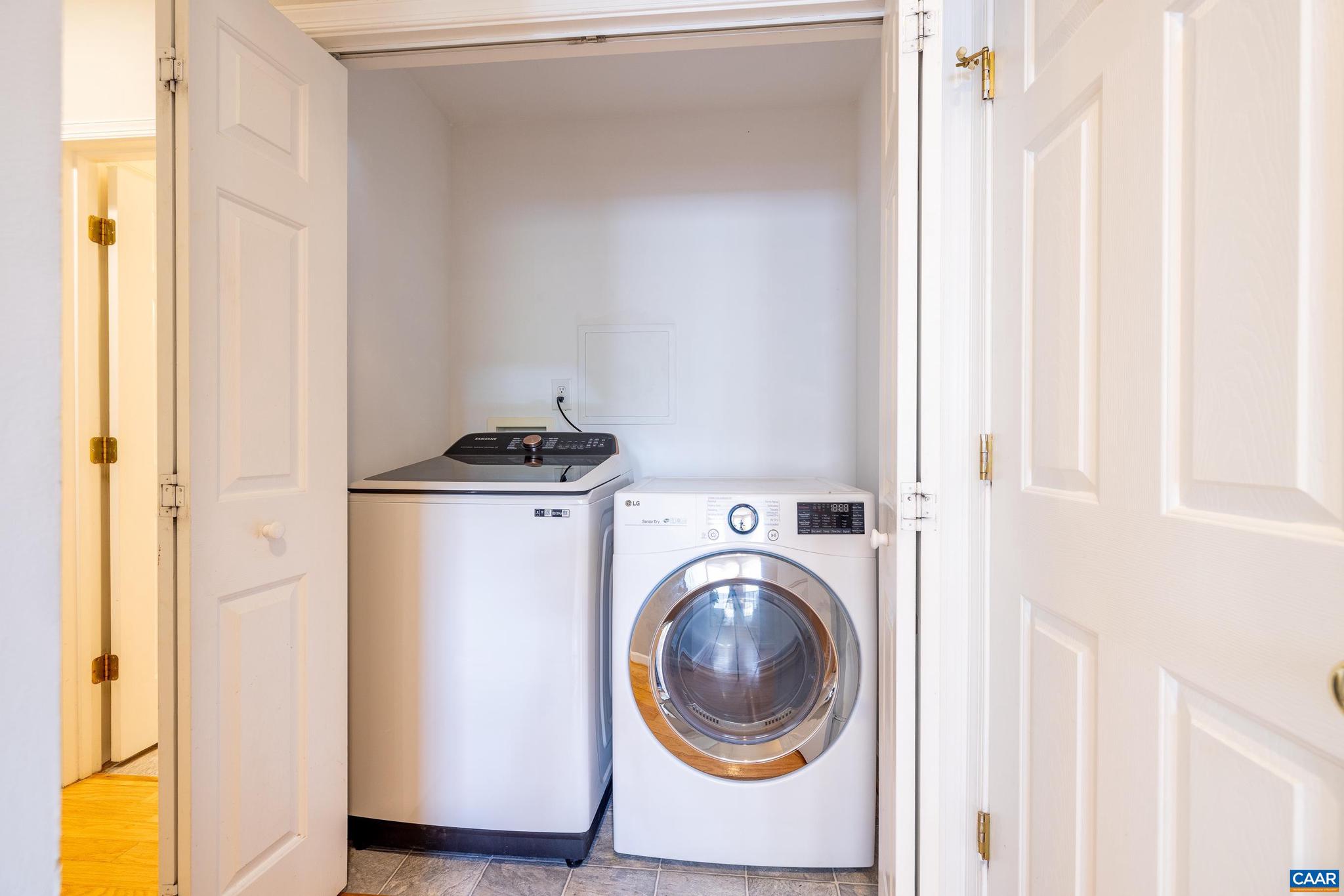 FOREST LAKES SOUTH - Residential