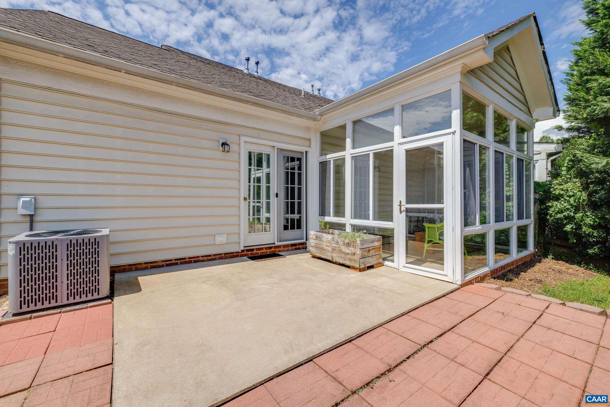 FOREST LAKES SOUTH - Residential