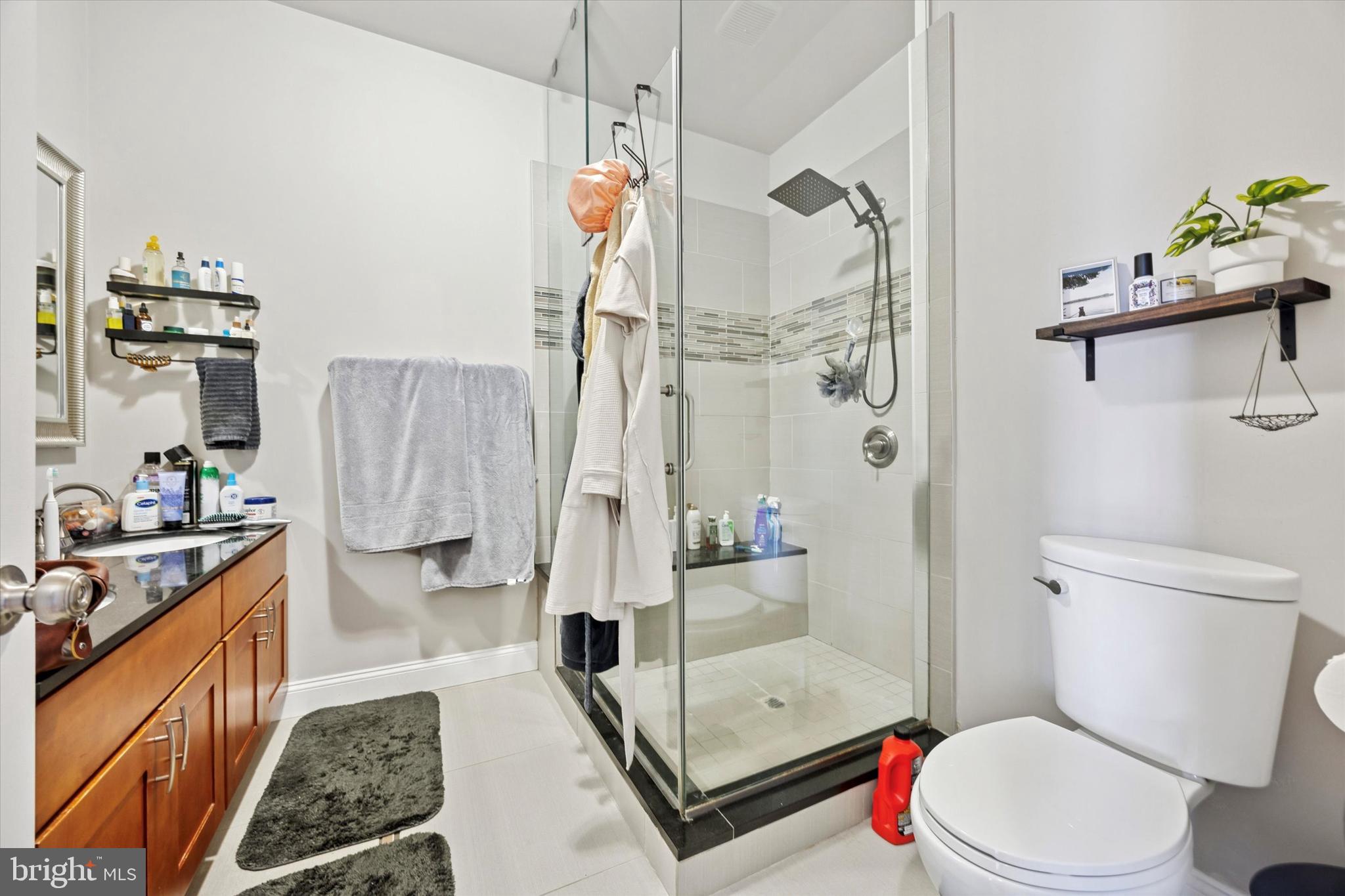 SPRING ARTS - Residential Lease