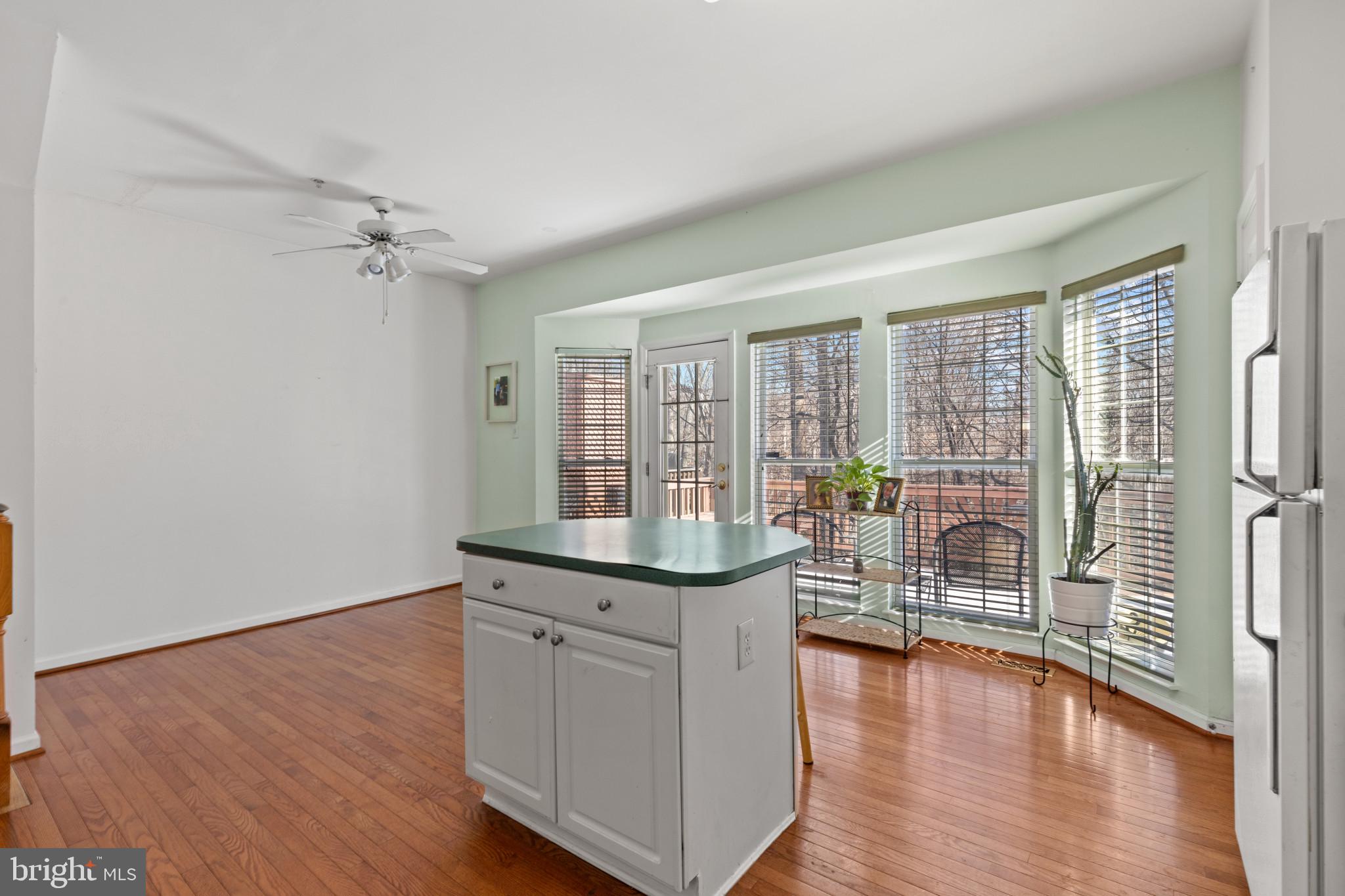 HAMMONDS OVERLOOK - Residential