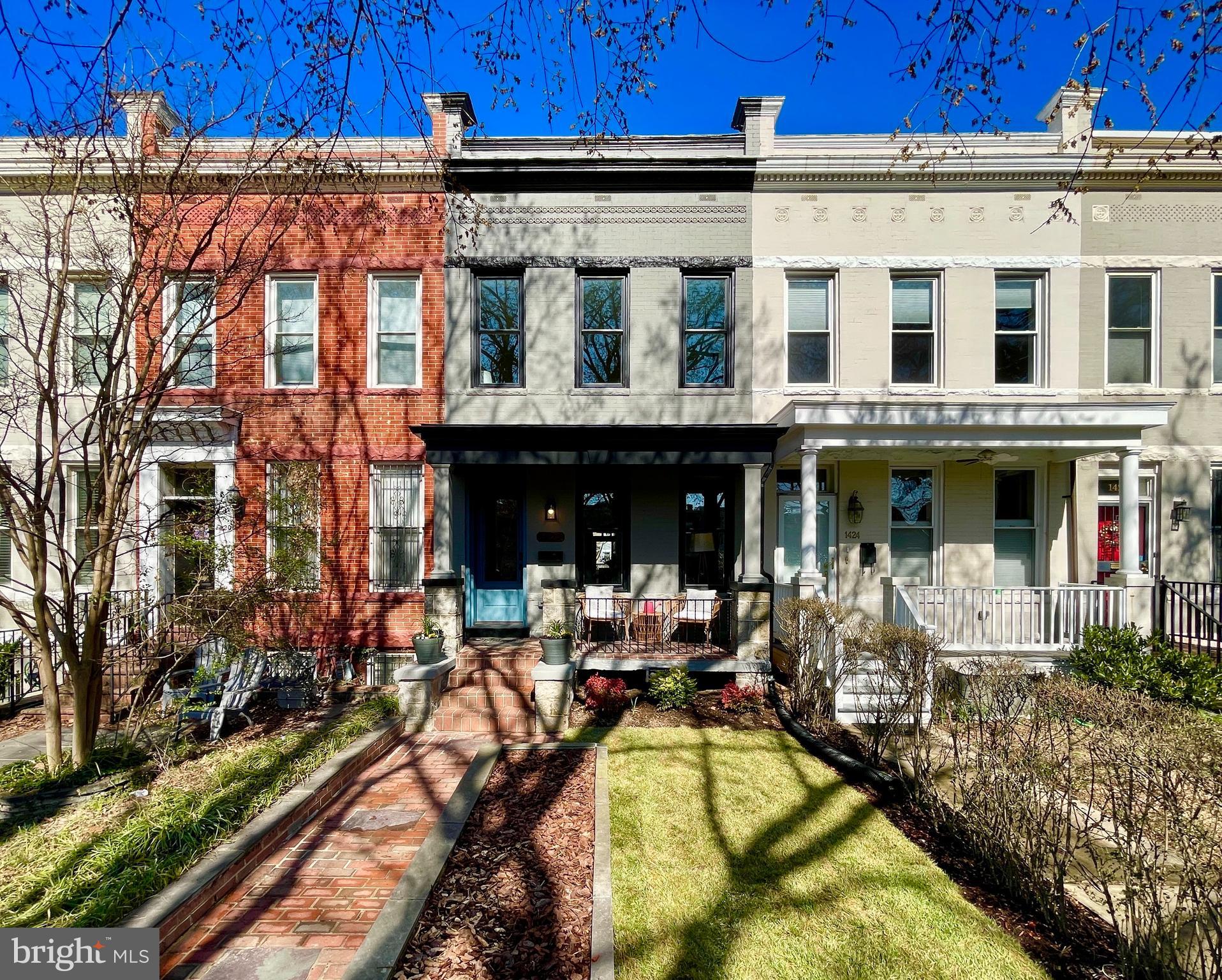 1422 POTOMAC AVENUE SE