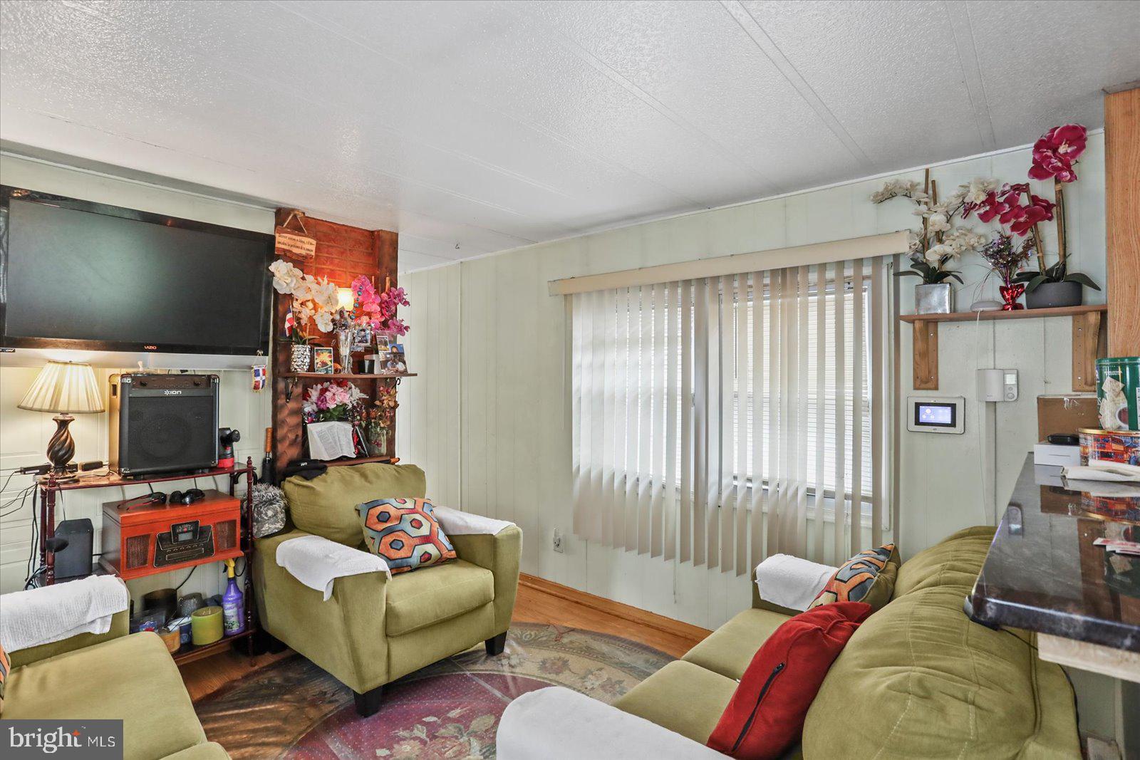 M & G MHP - Residential