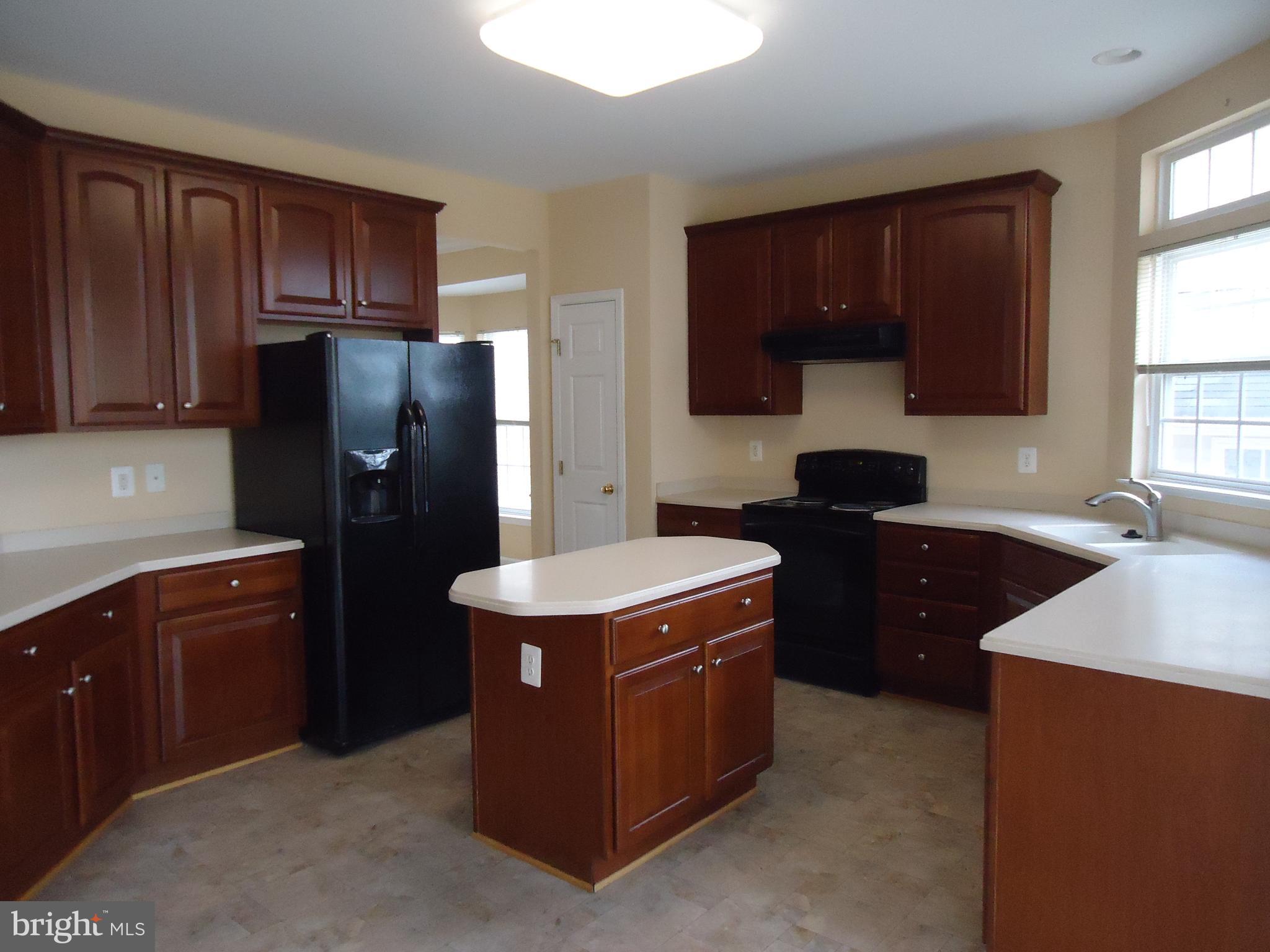 RIVERDALE - Residential Lease