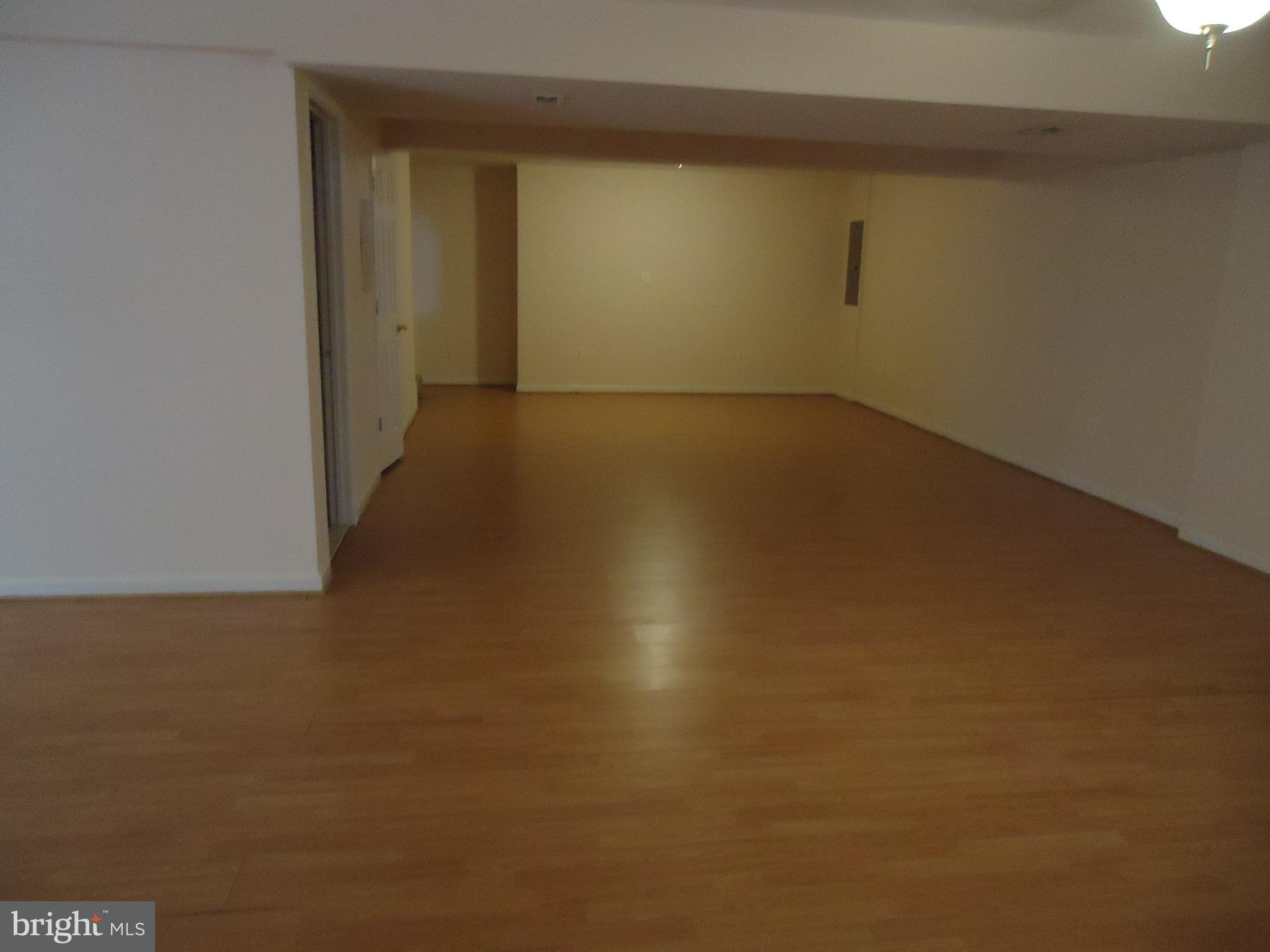 RIVERDALE - Residential Lease