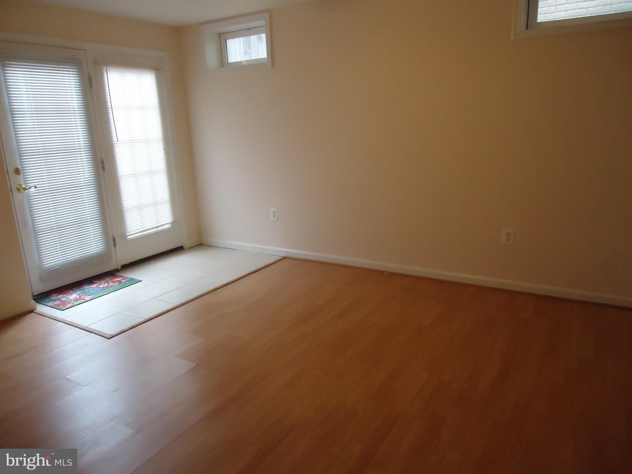 RIVERDALE - Residential Lease