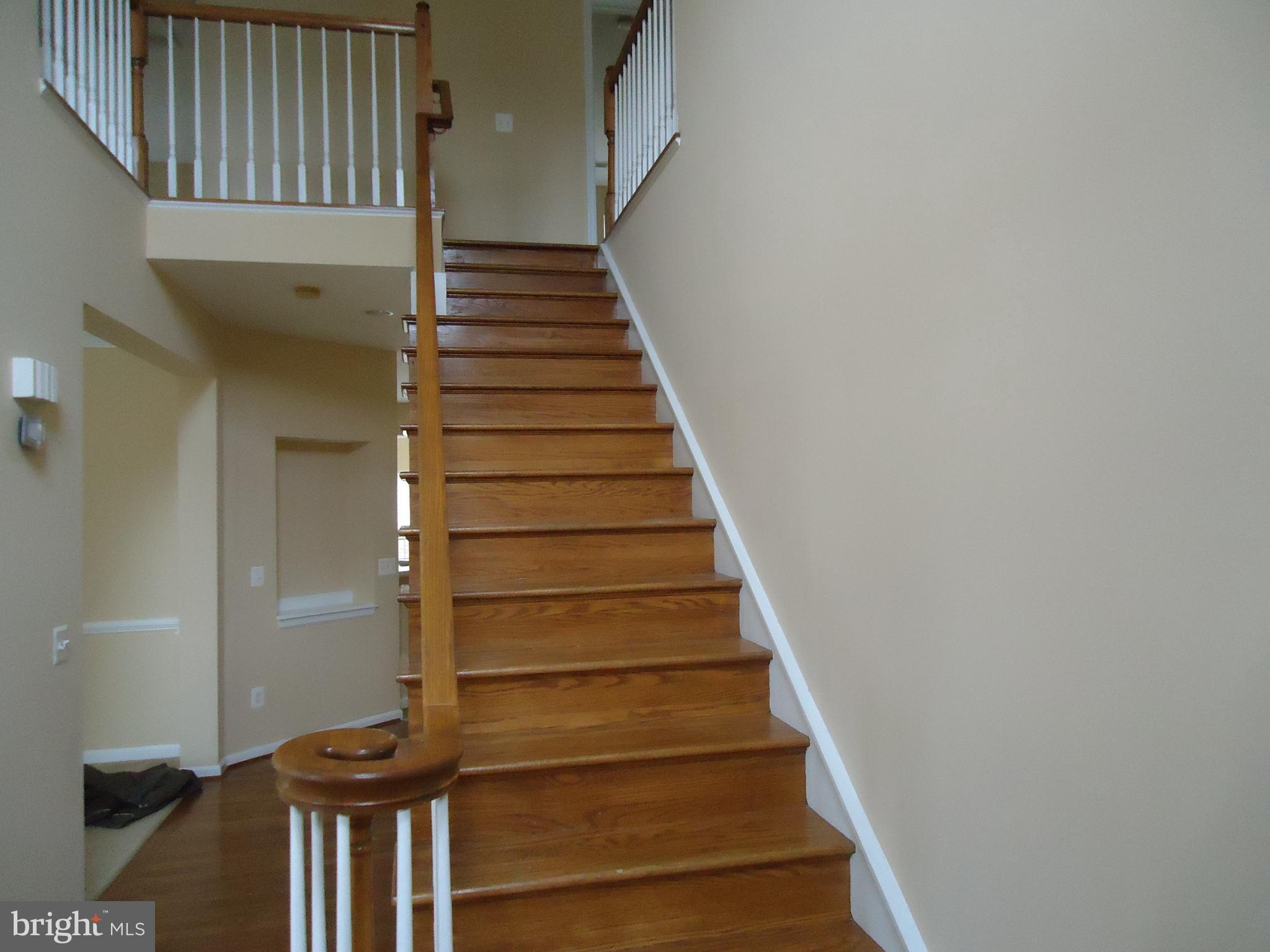 RIVERDALE - Residential Lease