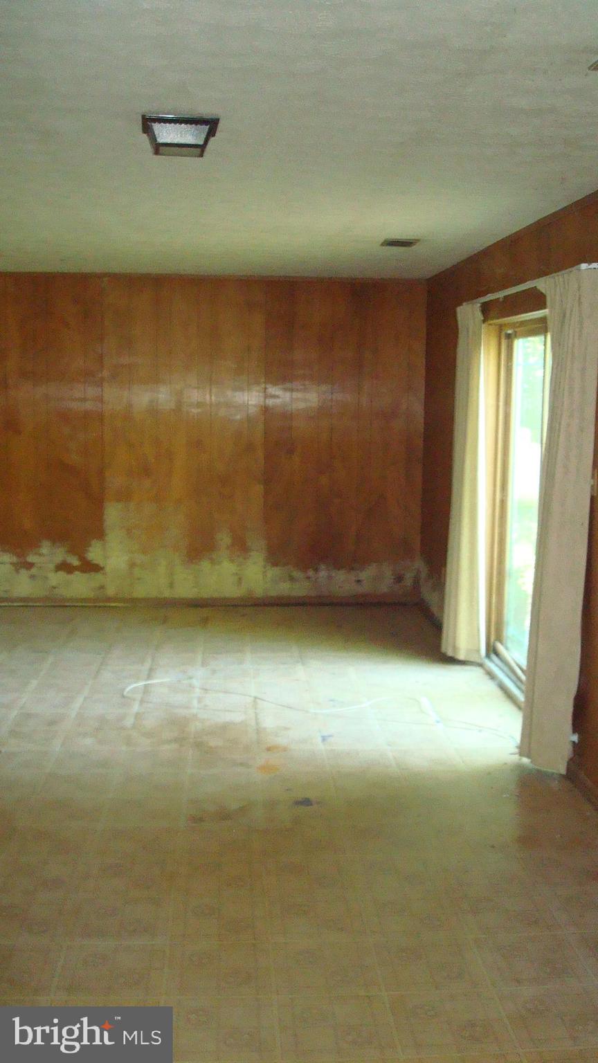 JARRETTSVILLE - Residential