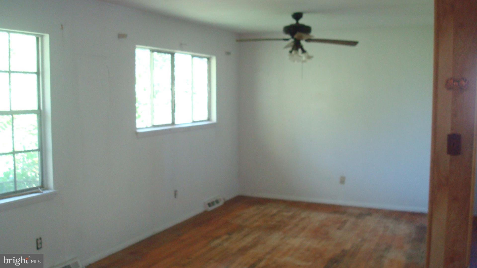 JARRETTSVILLE - Residential