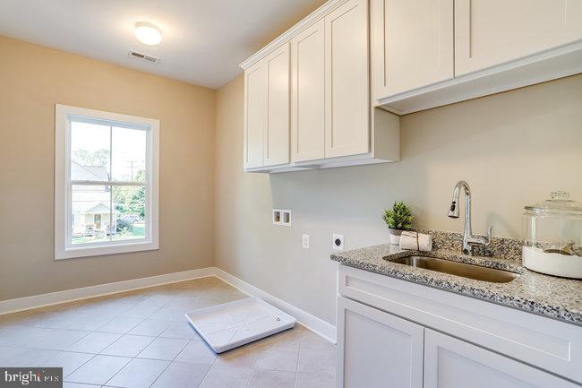 PIMMIT HILLS - Residential