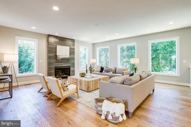 PIMMIT HILLS - Residential