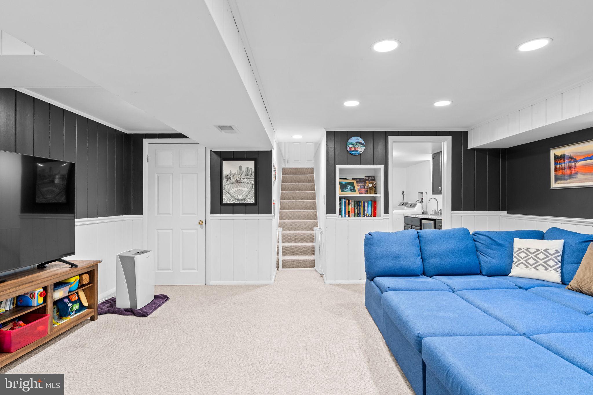 CARROLL KNOLLS - Residential