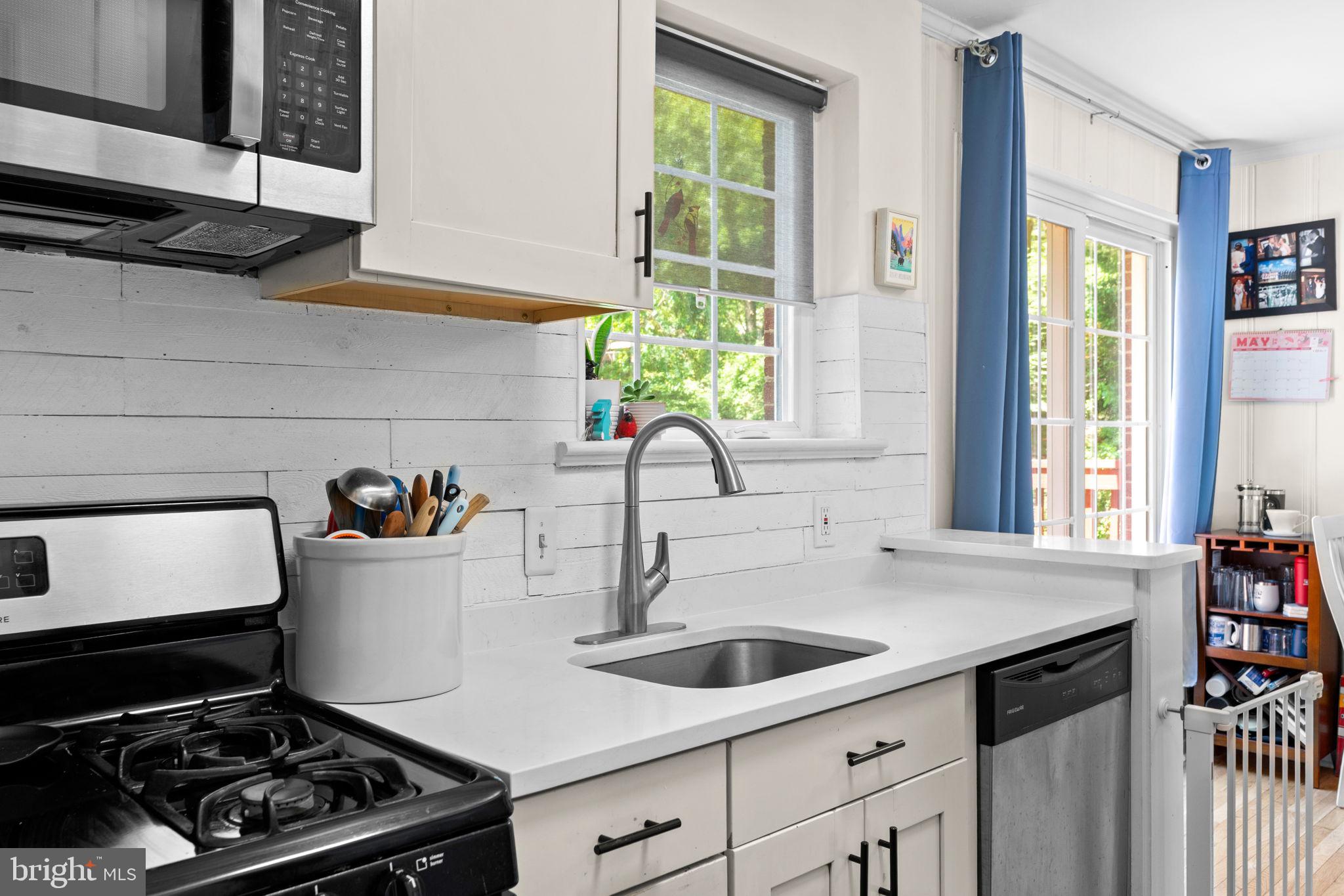 CARROLL KNOLLS - Residential