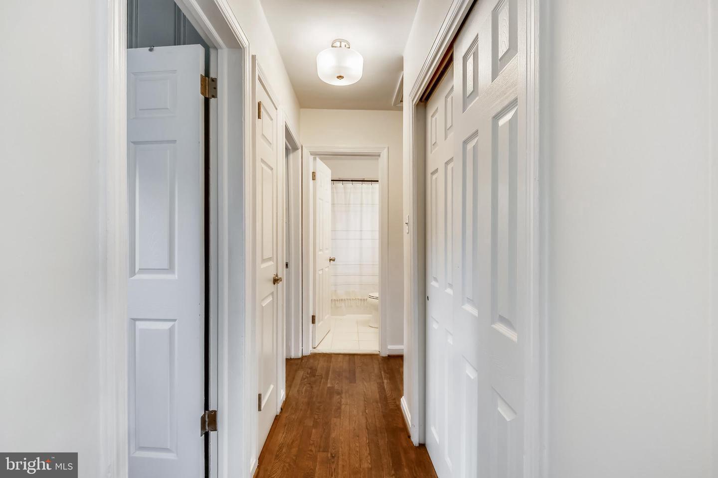 10310 BRUNSWICK AVENUE