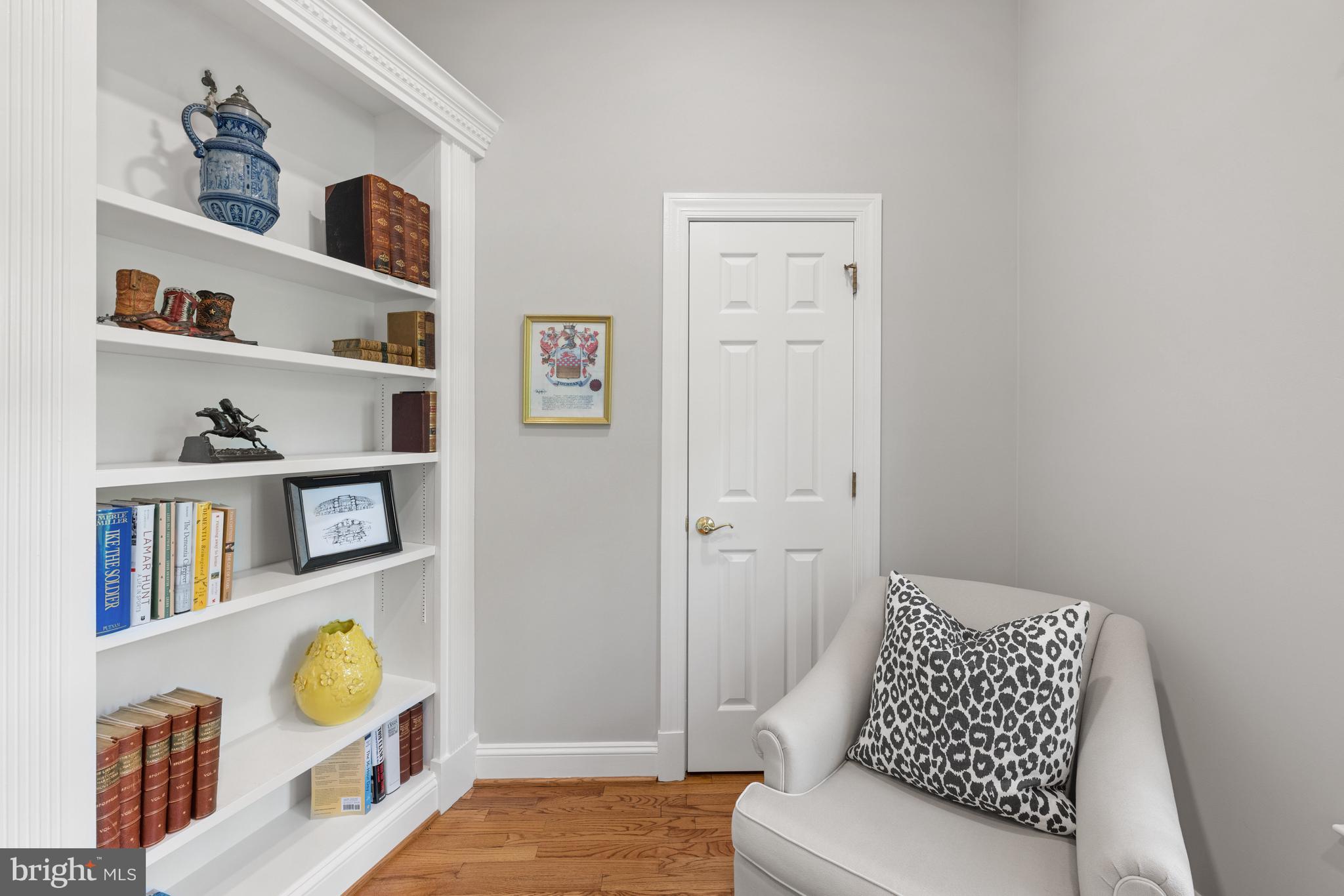 AVENEL - Residential