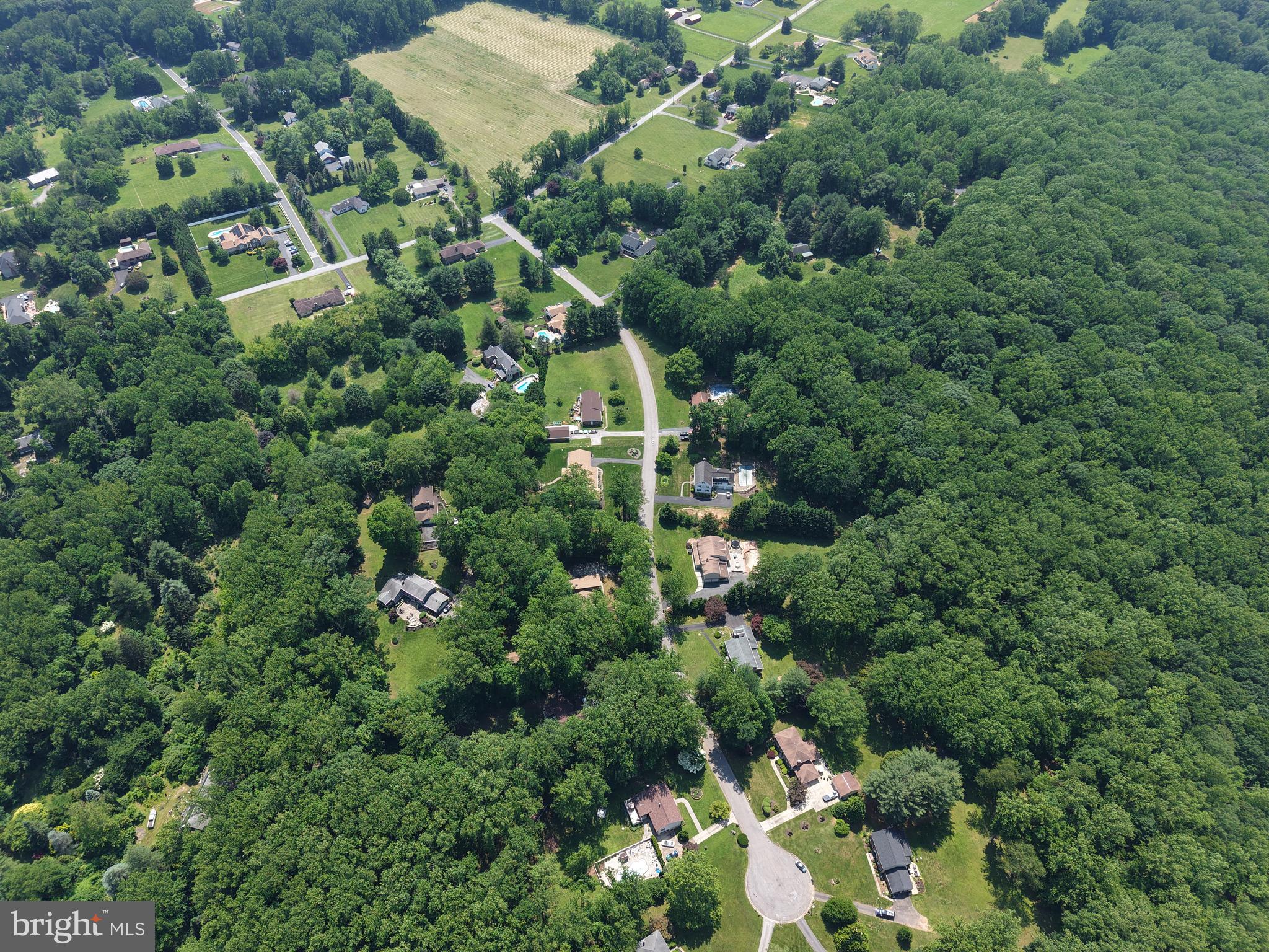 WILLOW HILL MANOR - Residential