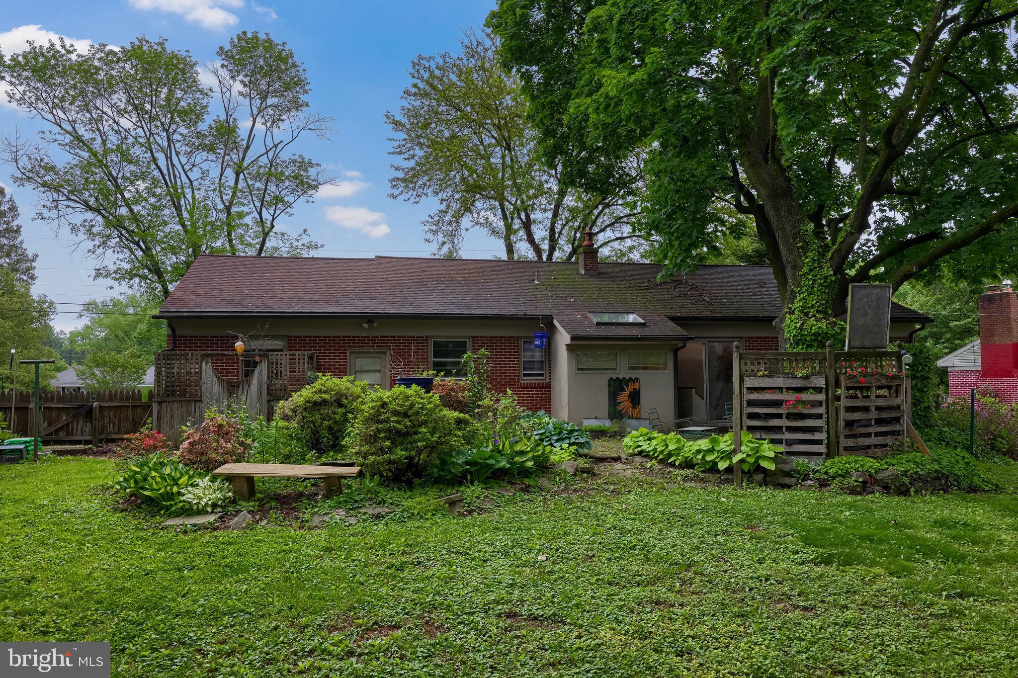 MANOR TWP - Residential