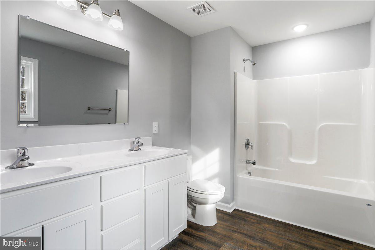 SHENANDOAH FARMS - Residential