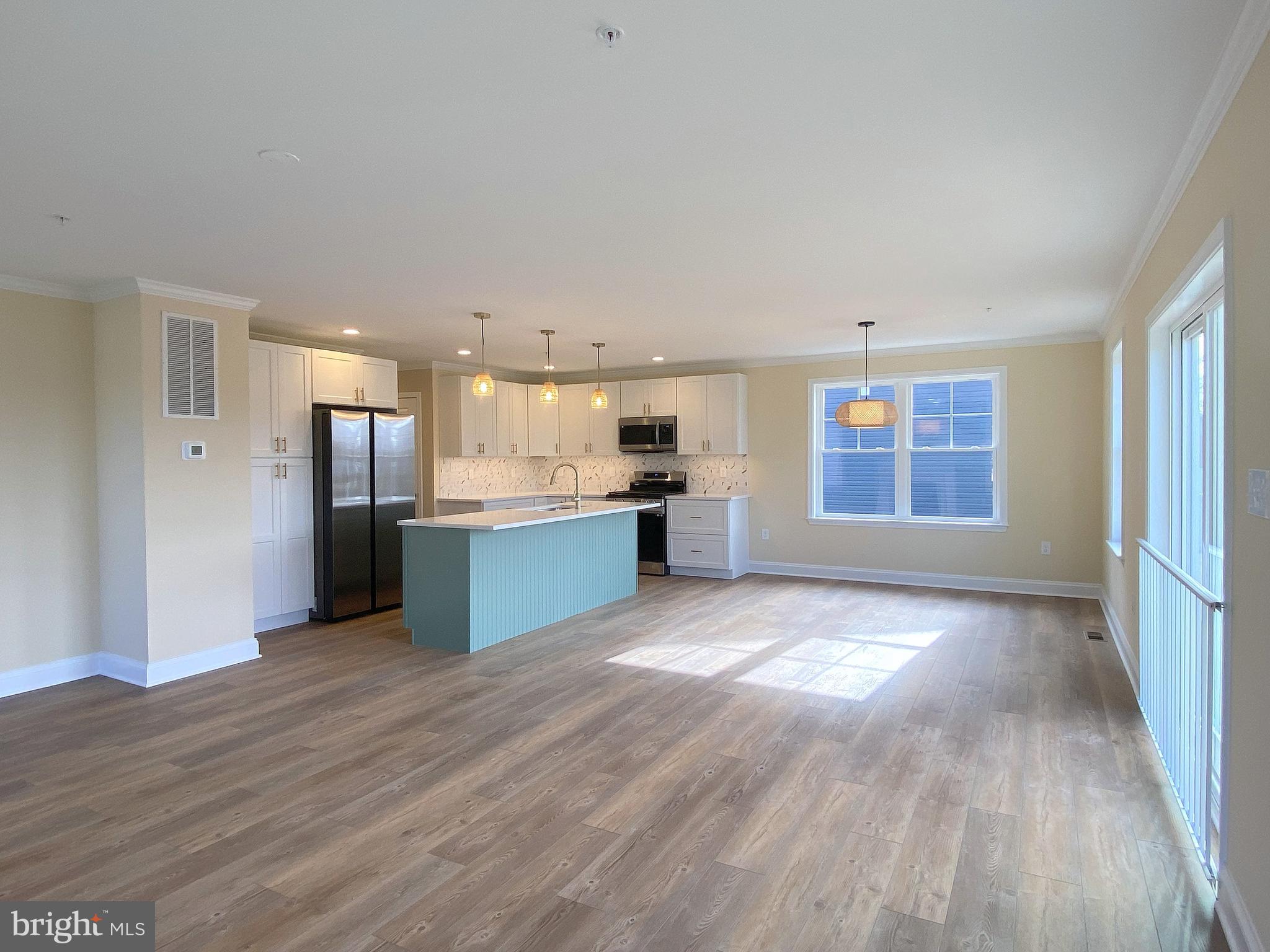 EDGEMERE/SPARROWS POINT - Residential