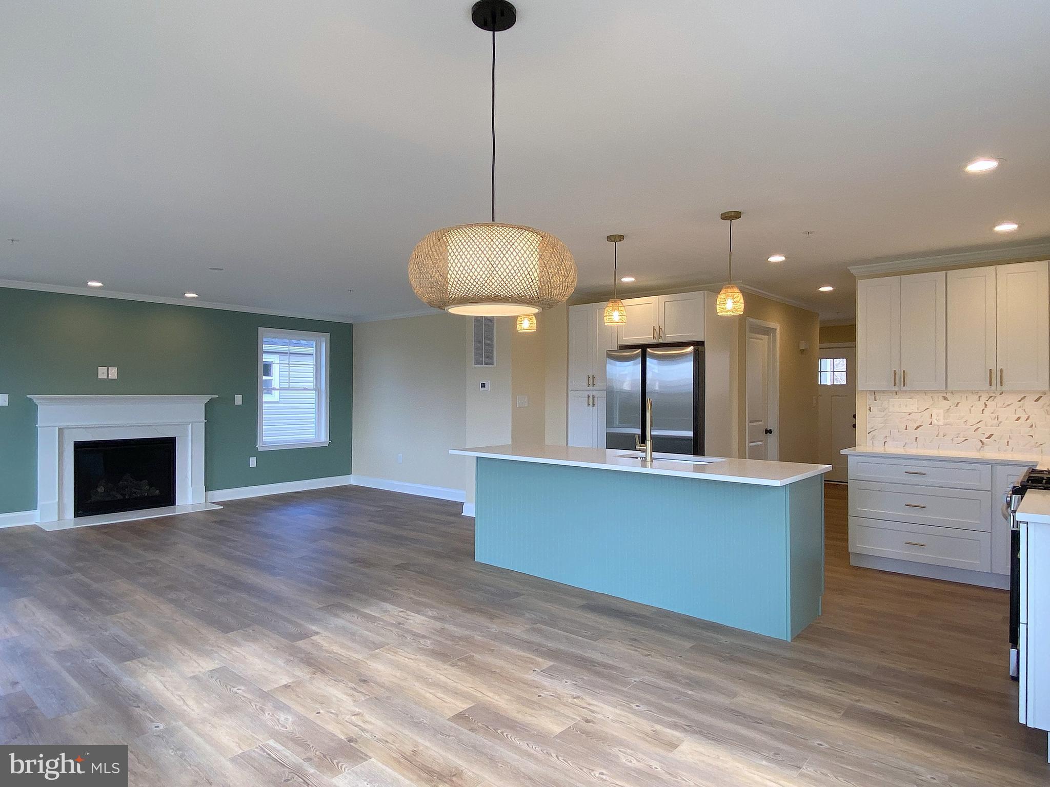 EDGEMERE/SPARROWS POINT - Residential