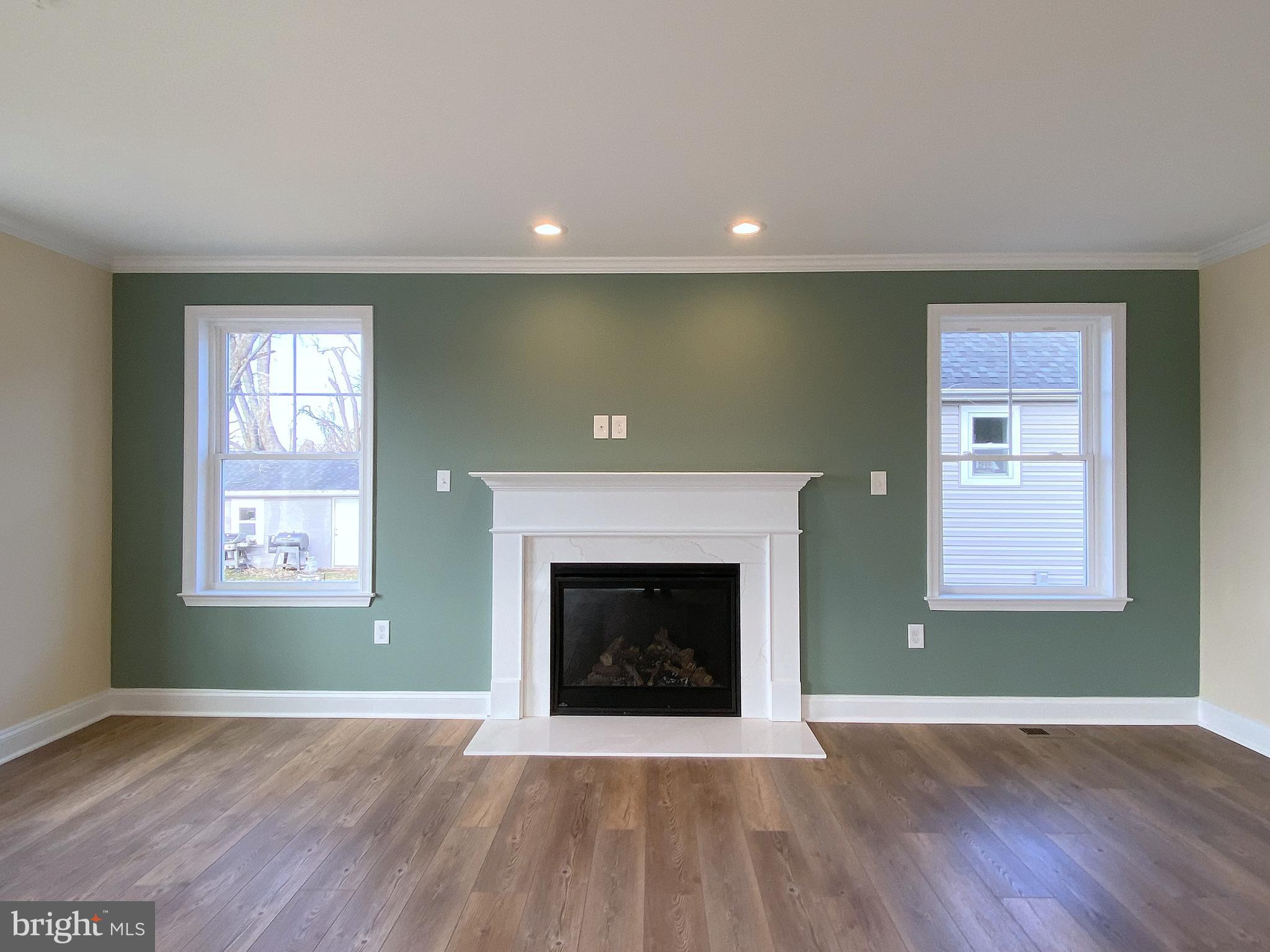 EDGEMERE/SPARROWS POINT - Residential