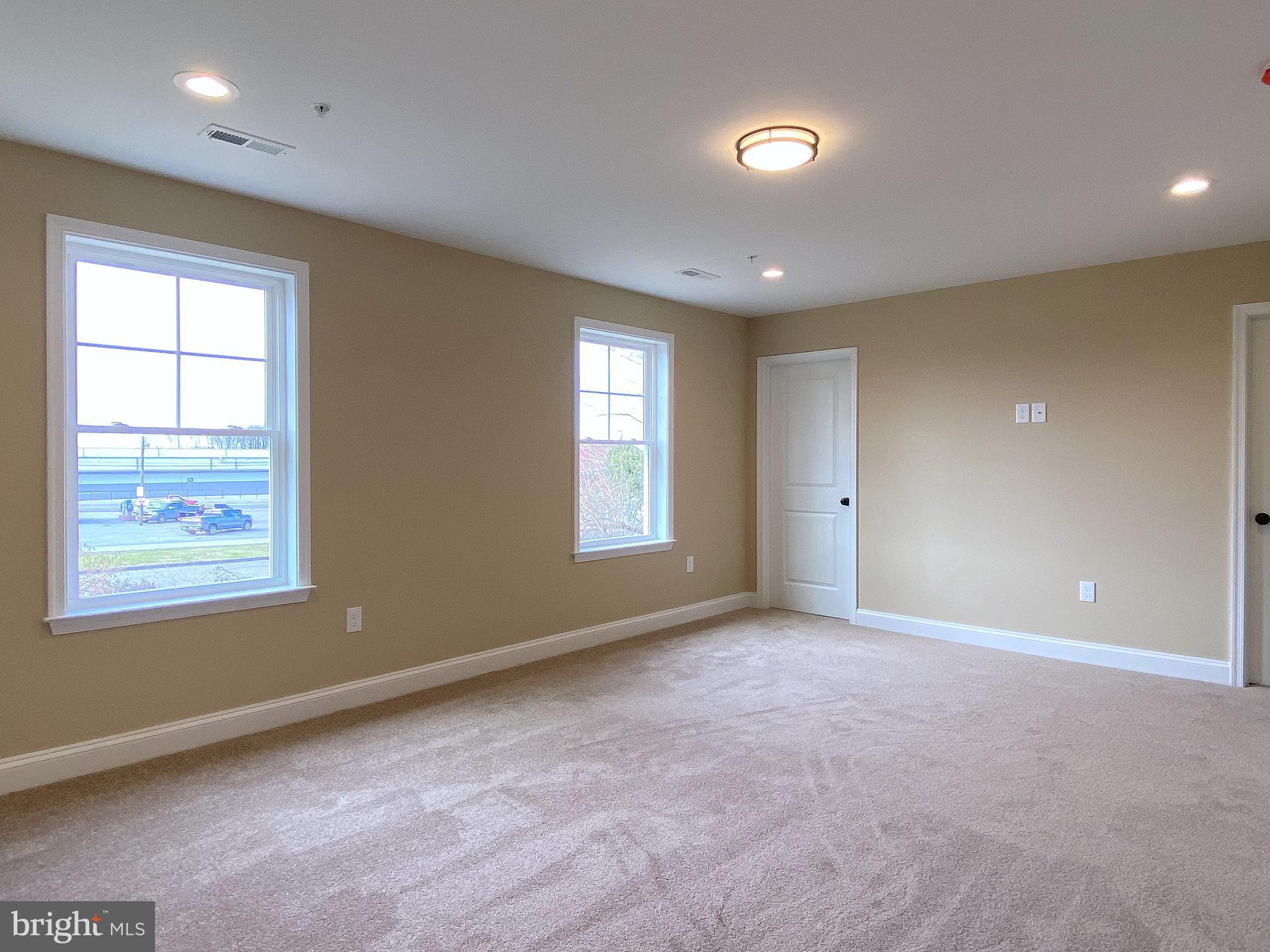 EDGEMERE/SPARROWS POINT - Residential