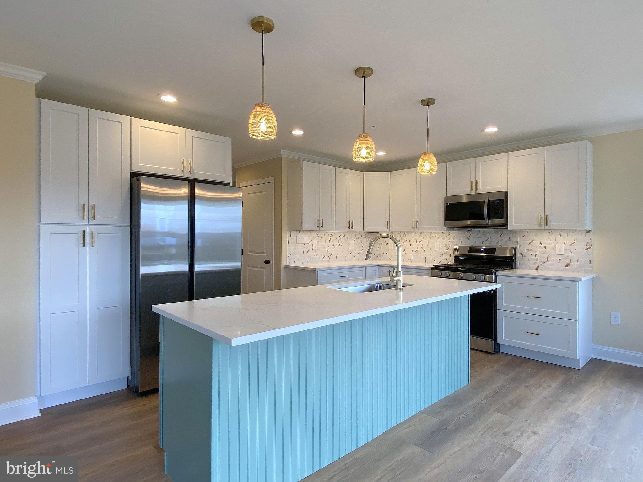 EDGEMERE/SPARROWS POINT - Residential