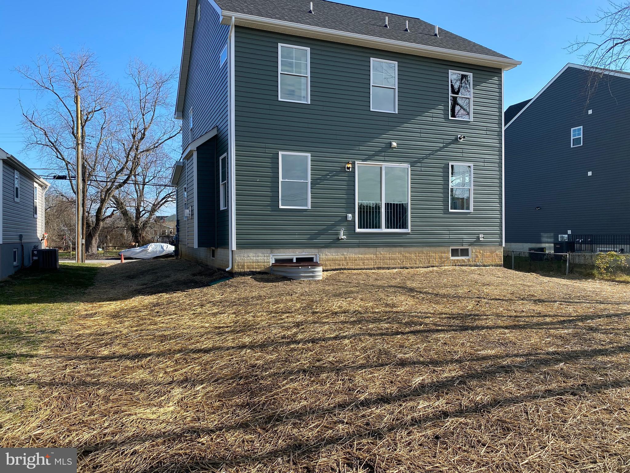 EDGEMERE/SPARROWS POINT - Residential