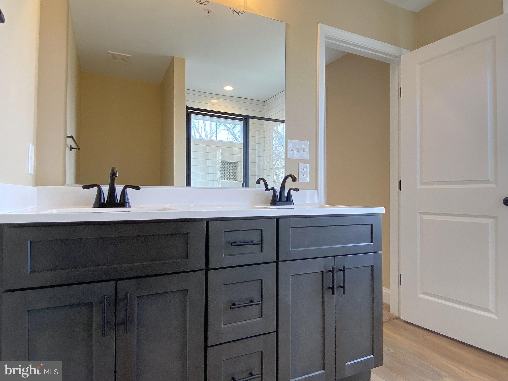 EDGEMERE/SPARROWS POINT - Residential