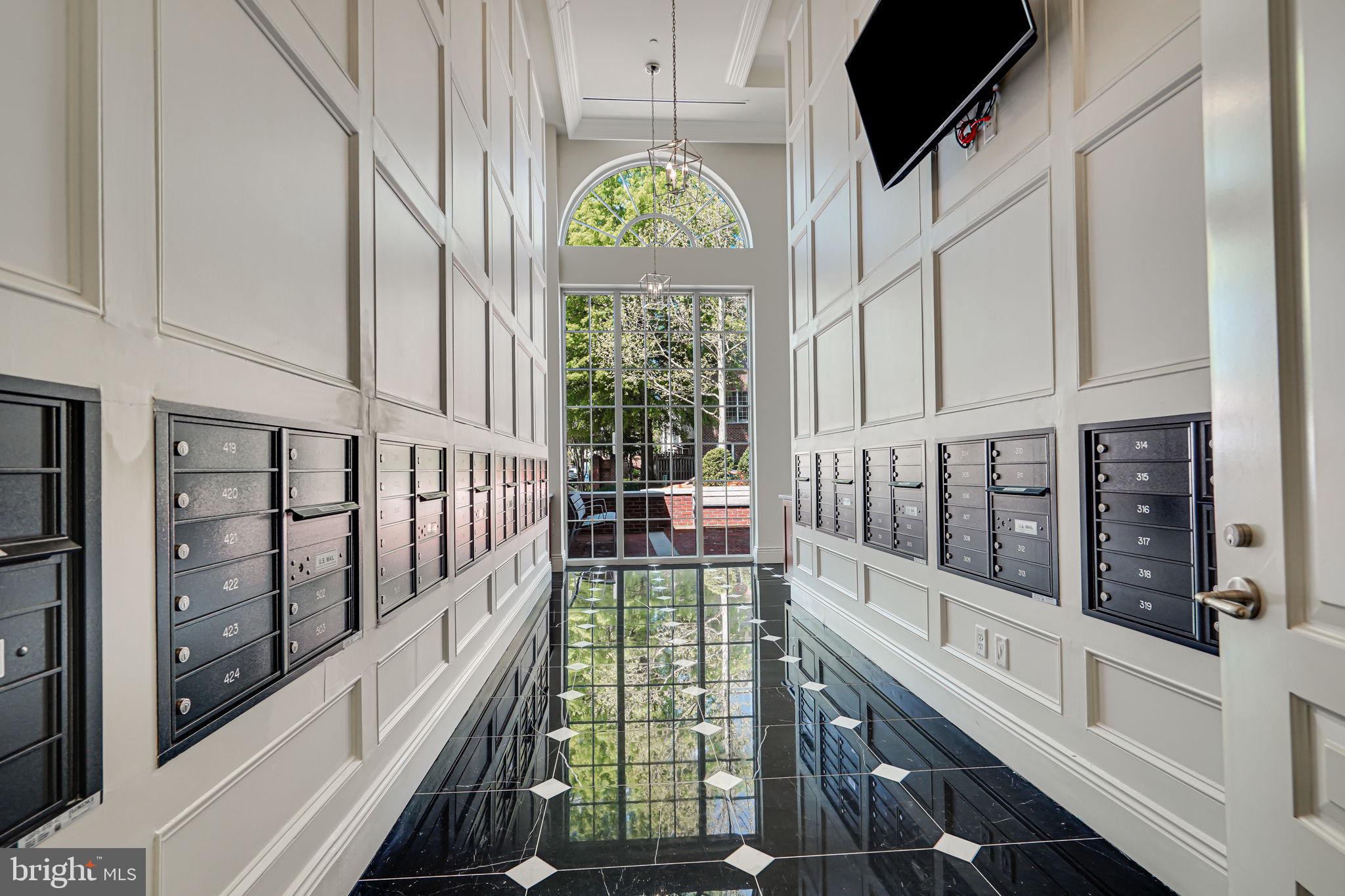 THE SIGNET - Residential