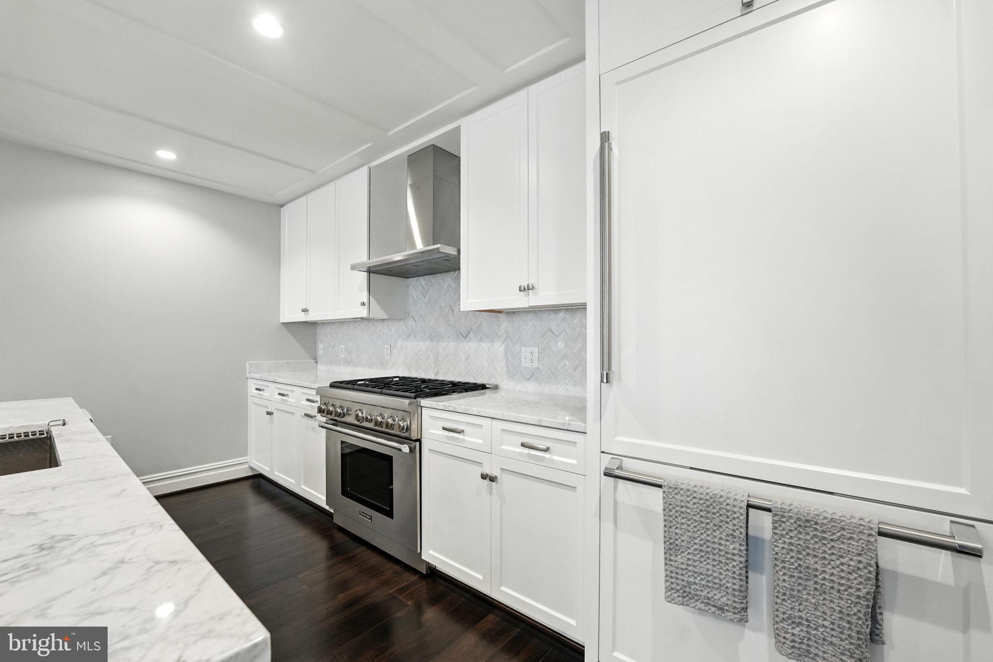 THE SIGNET - Residential