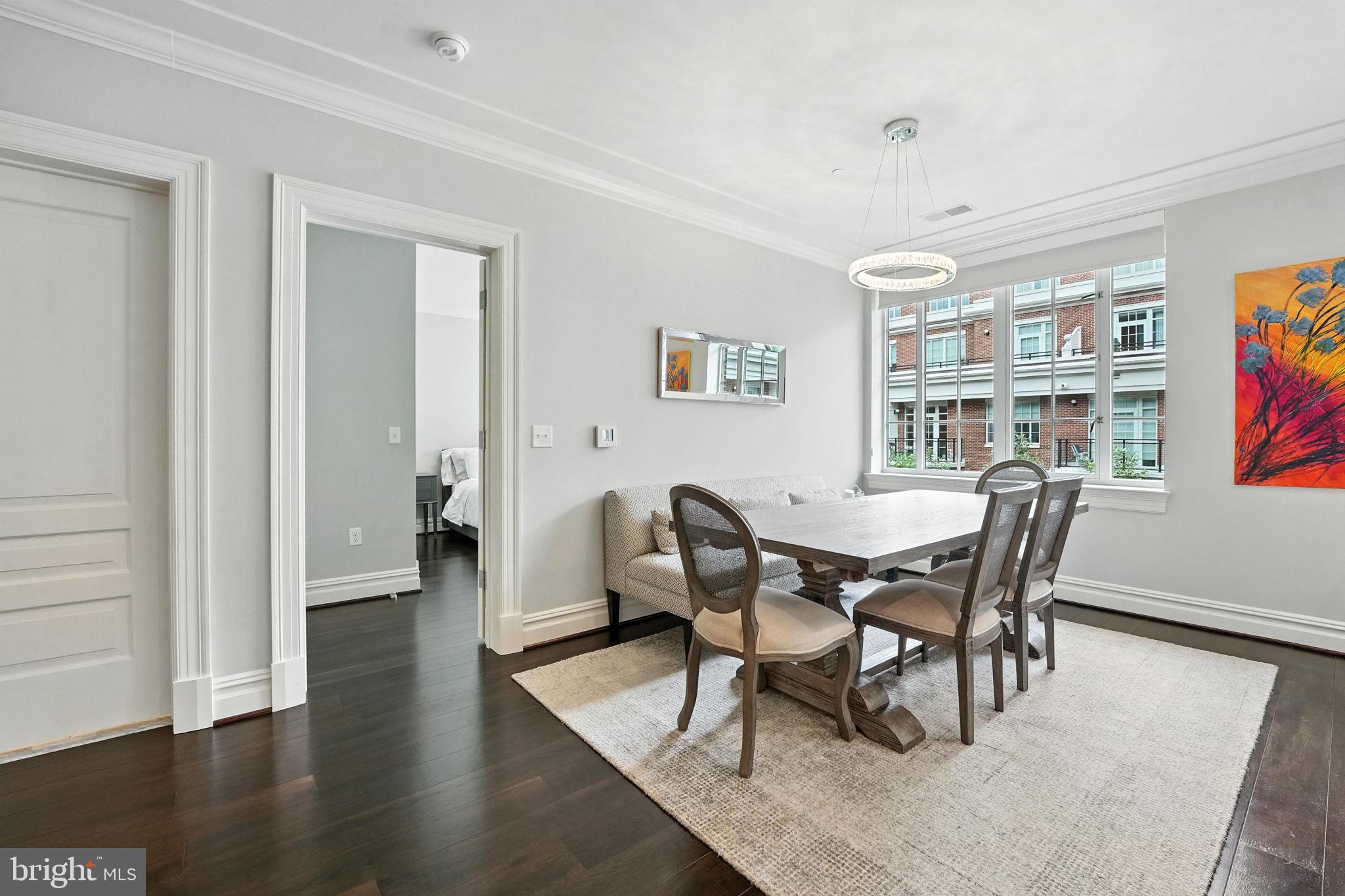 THE SIGNET - Residential