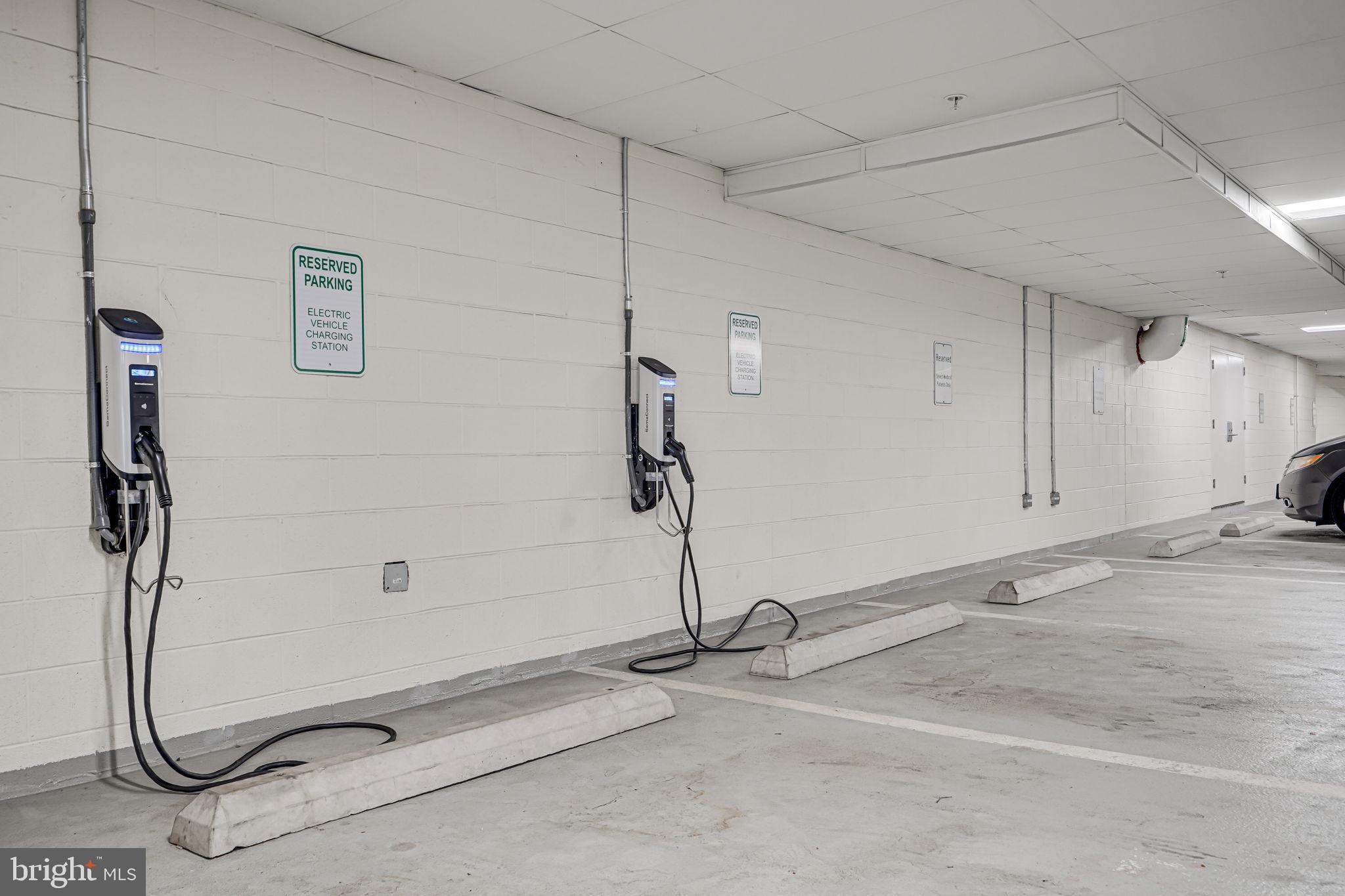 THE SIGNET - Residential