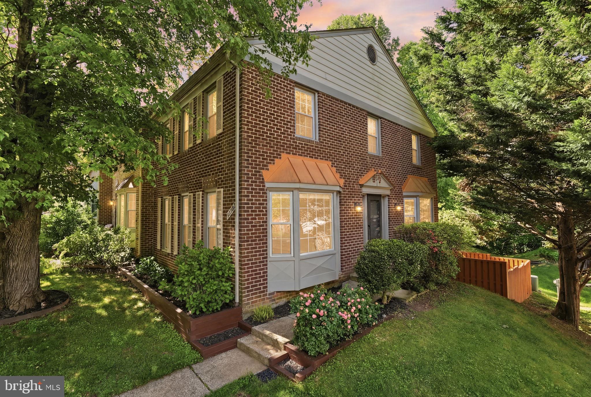 CROWNLEIGH - Residential