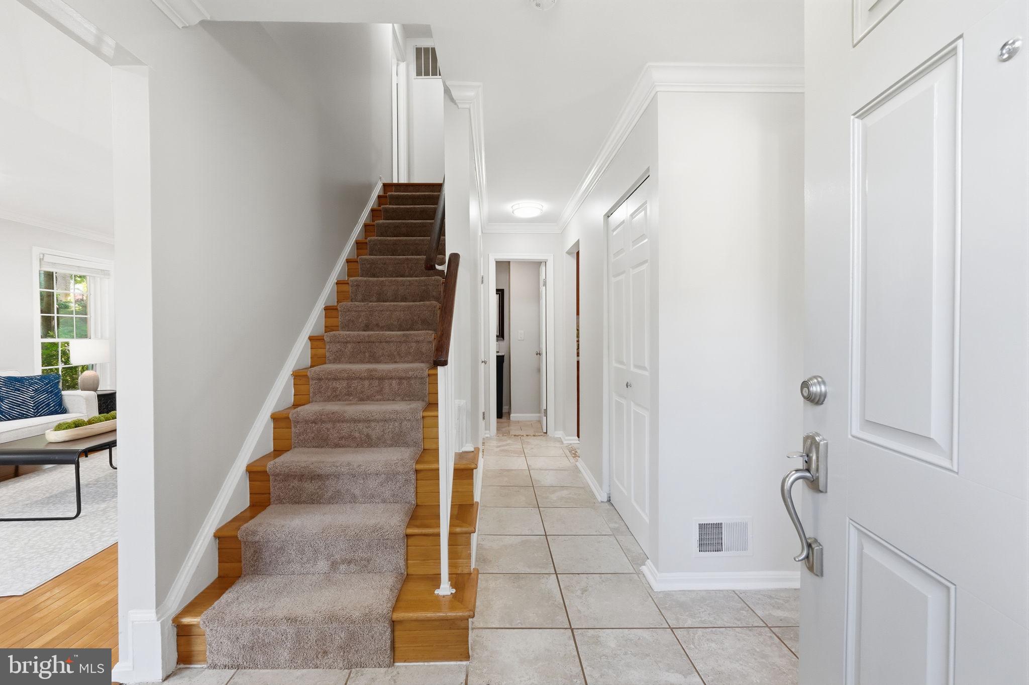 CROWNLEIGH - Residential