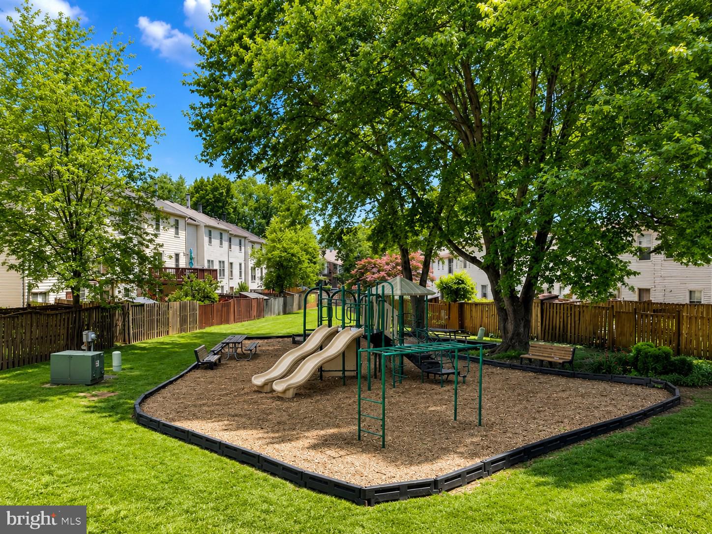 CROWNLEIGH - Residential