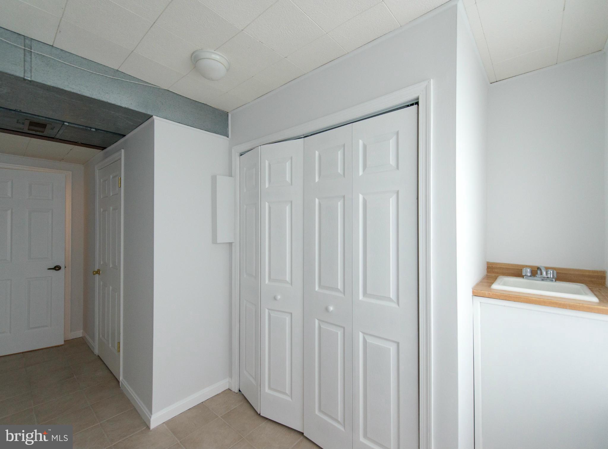 HUNT RIDGE - Residential