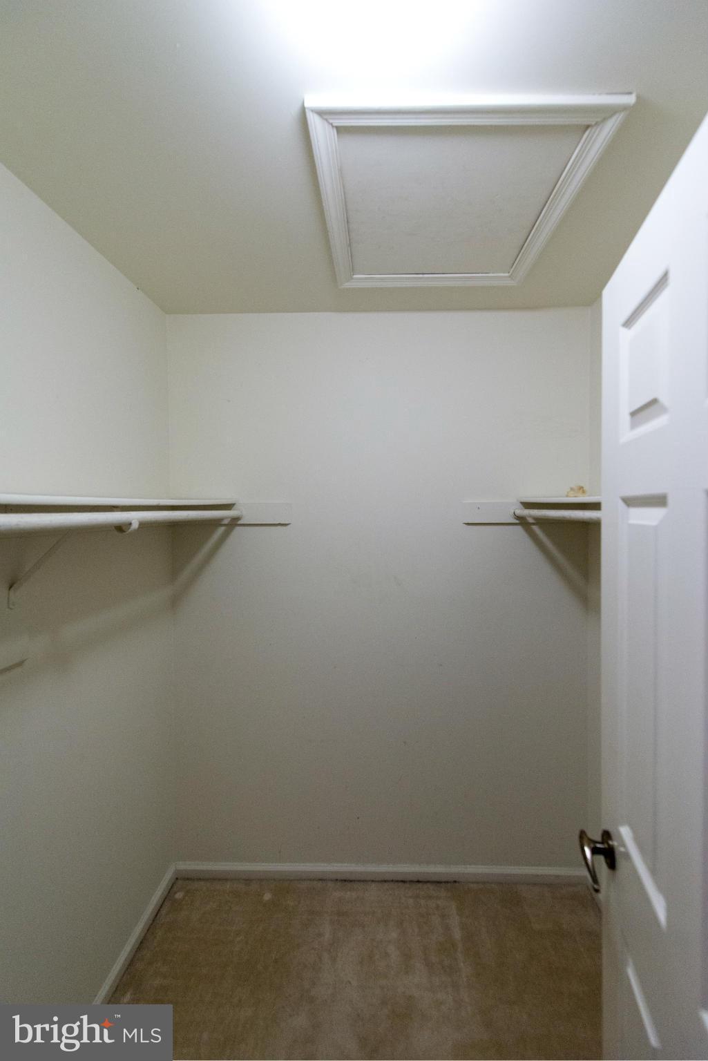 HUNT RIDGE - Residential