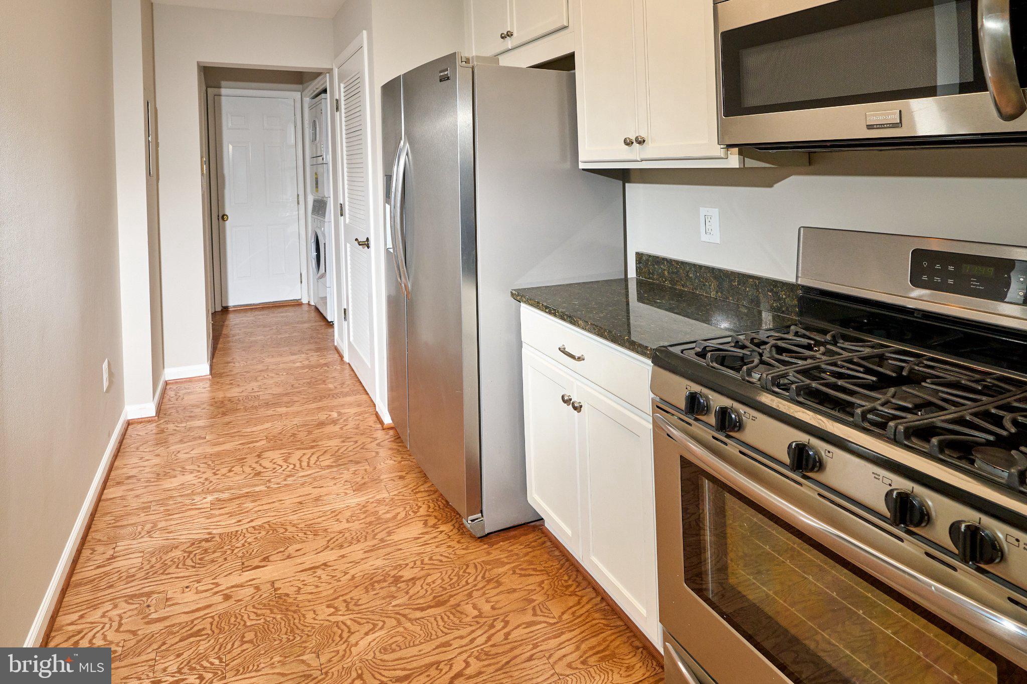 6604 NETTIES LANE 1201