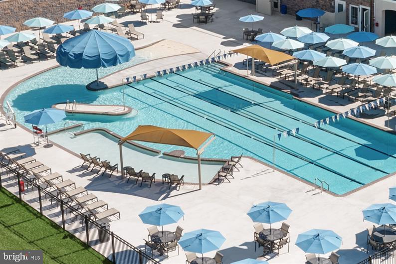 BLOOMFIELDS - Residential