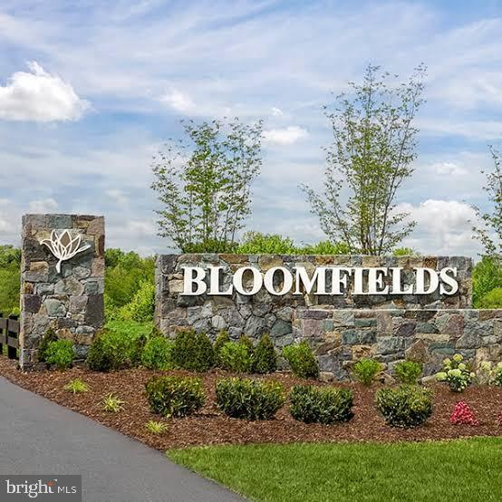 BLOOMFIELDS - Residential