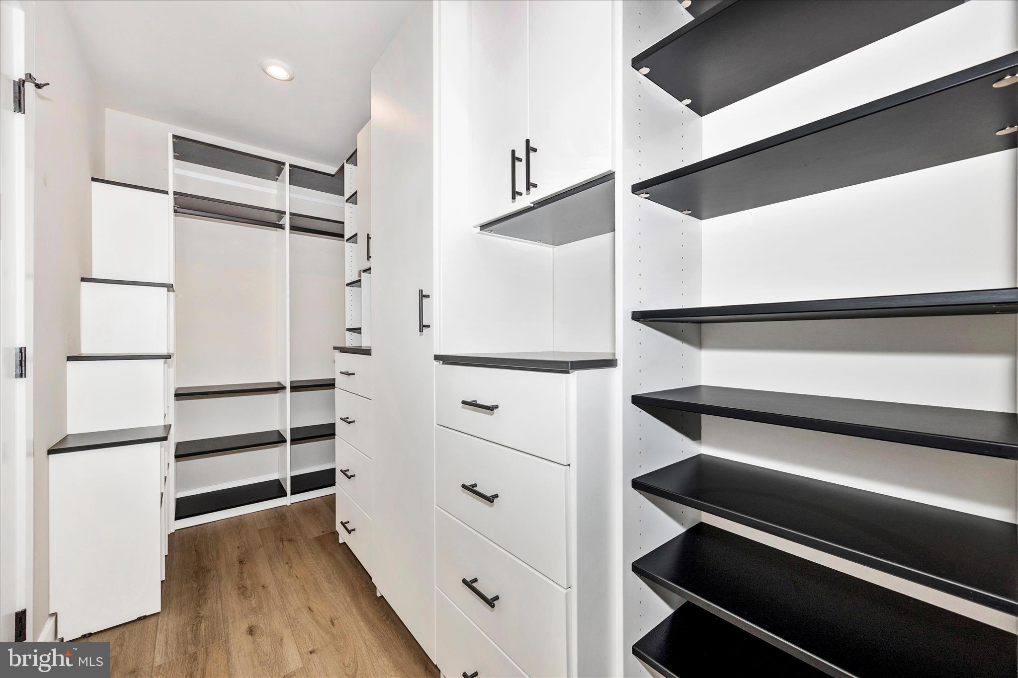 BLOOMFIELDS - Residential