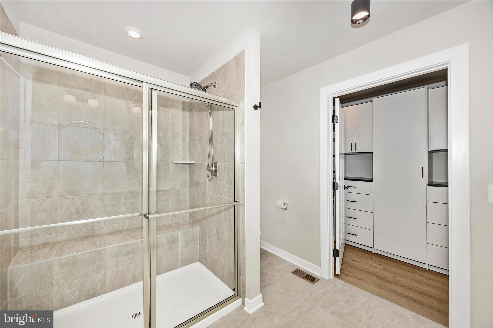 BLOOMFIELDS - Residential