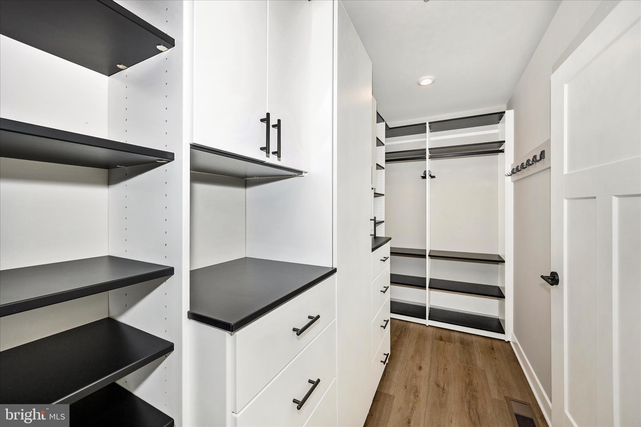 BLOOMFIELDS - Residential