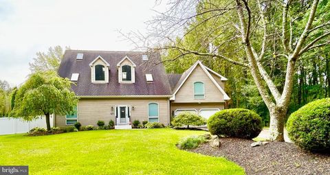 Photo of 28546 School House Road, COLUMBUS, NJ 08022 (MLS # NJBL2096628)