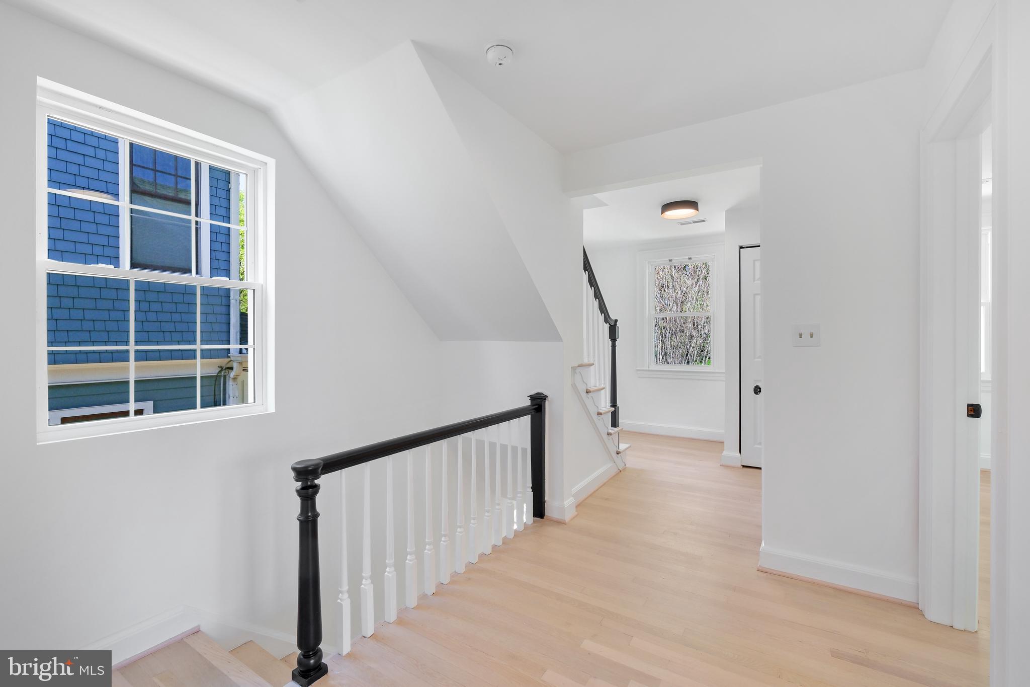 NORWOOD HEIGHTS - Residential Lease