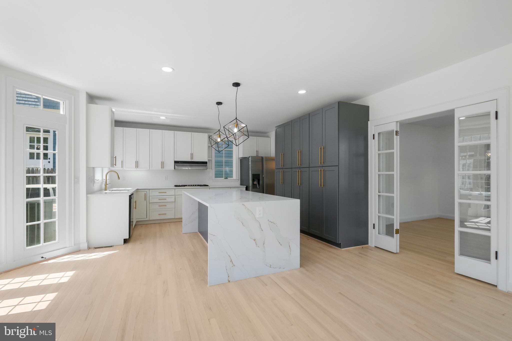 NORWOOD HEIGHTS - Residential Lease